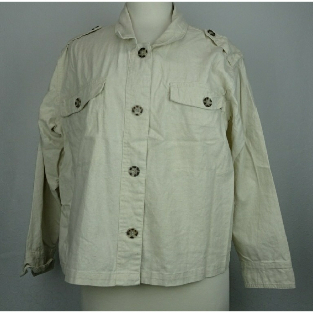 Peck & peck cream color Jacket size L